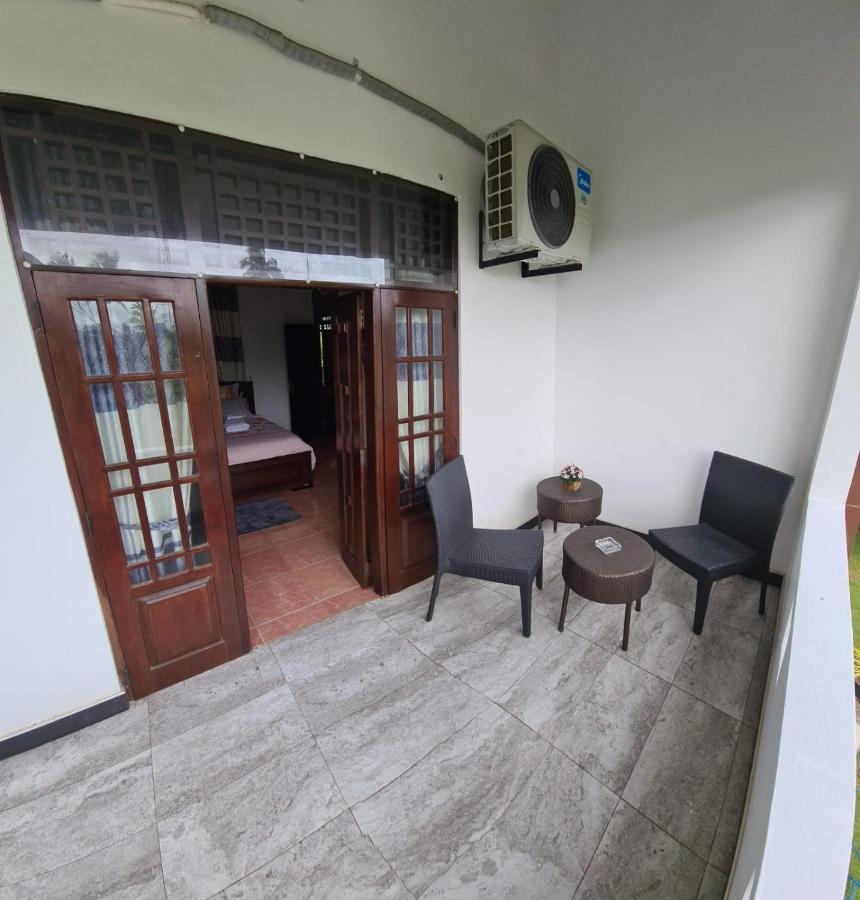Bed and Breakfast Ja-Elas French Touch Exterior foto