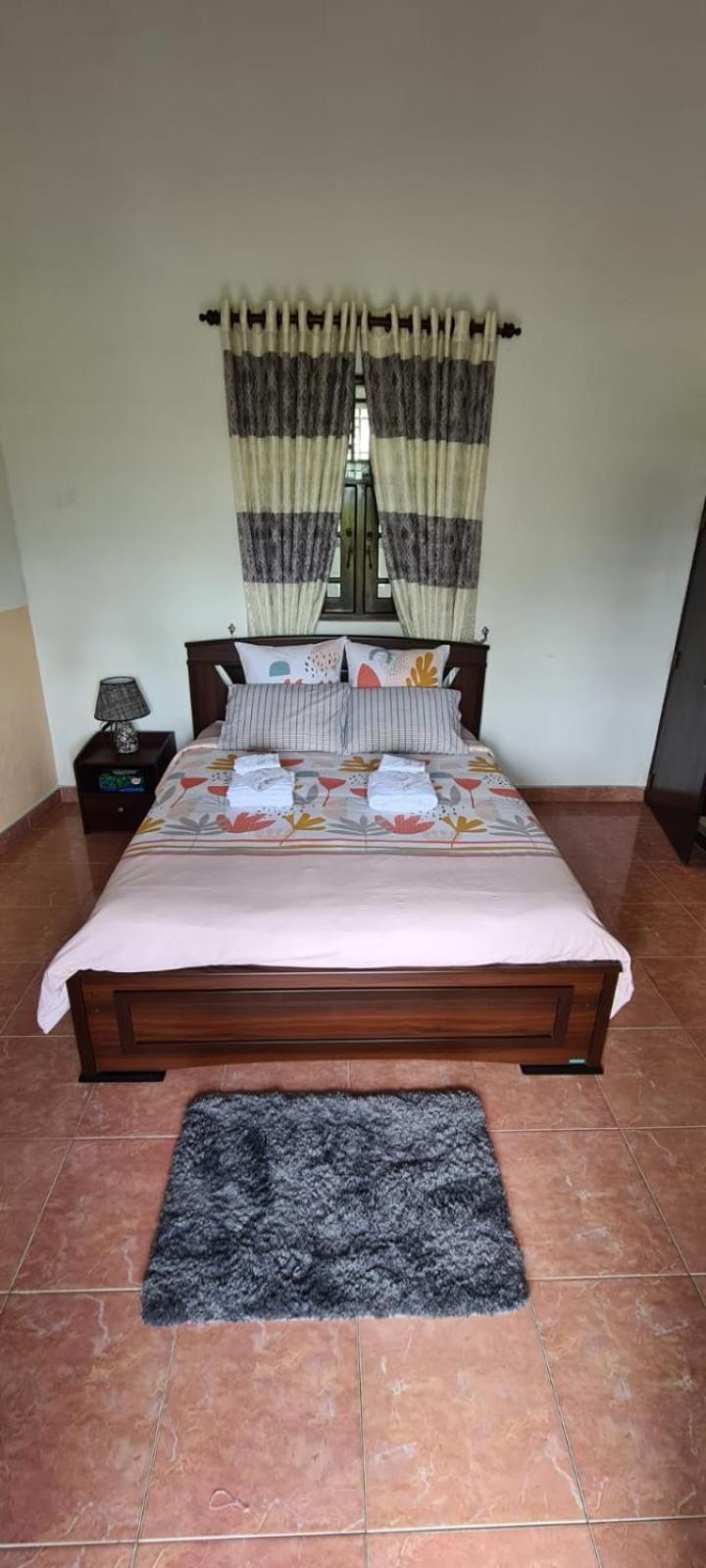 Bed and Breakfast Ja-Elas French Touch Zimmer foto